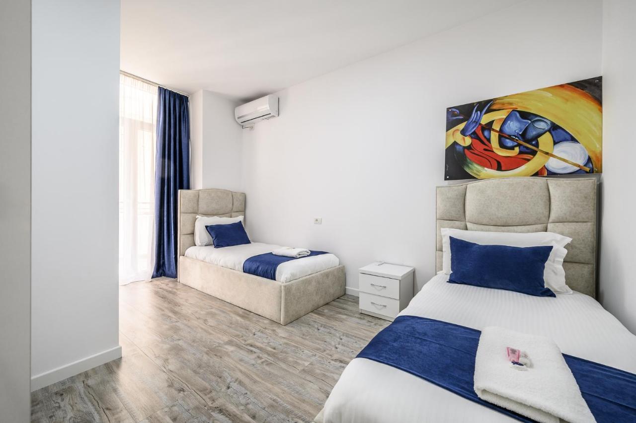 Miku Apartment-modernly Designed Downtown Tirana